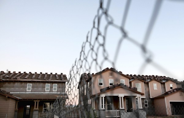 unfinished homes in Hesperia, California
